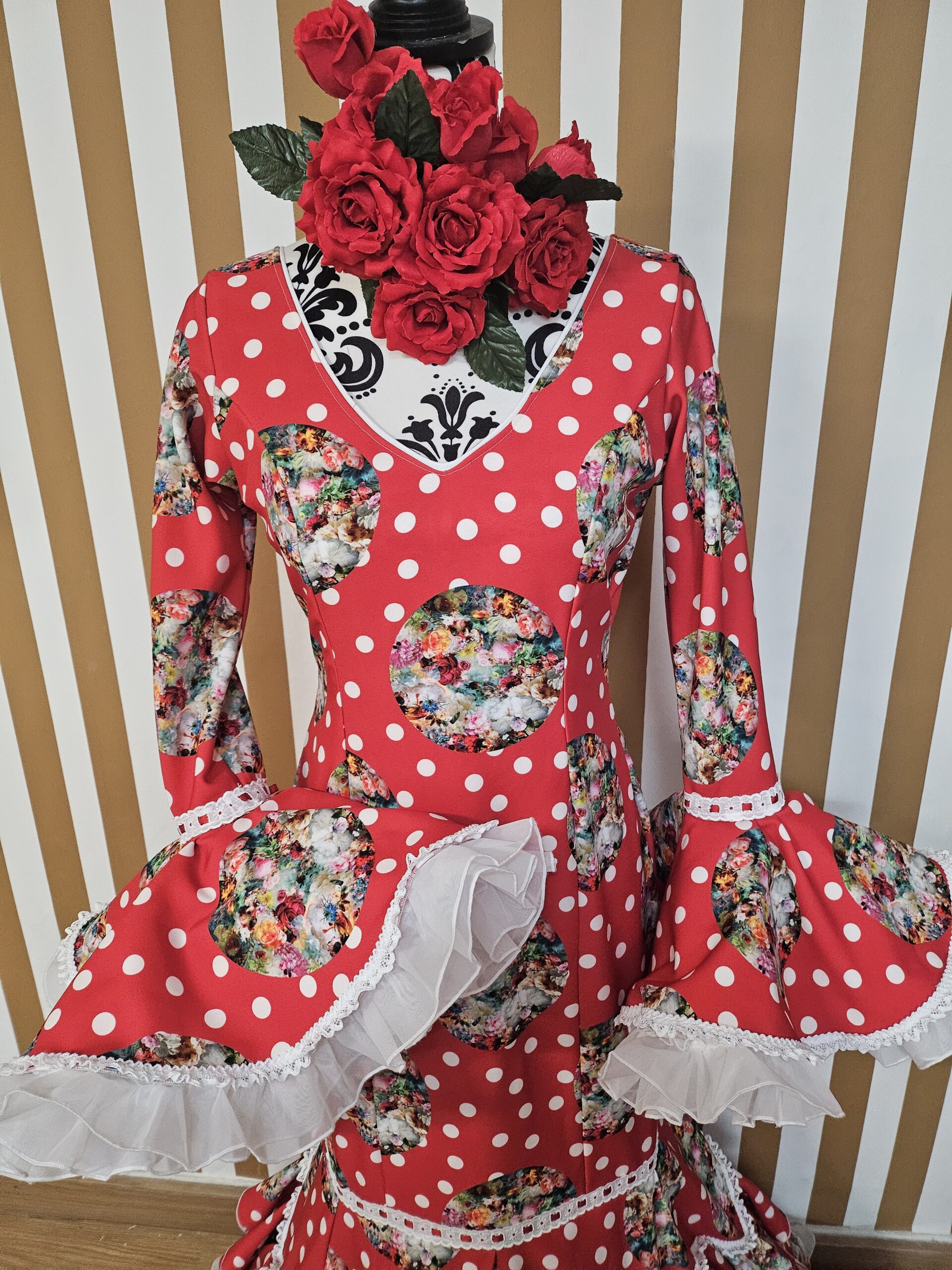 Traje "Carmela" - Imagen 5